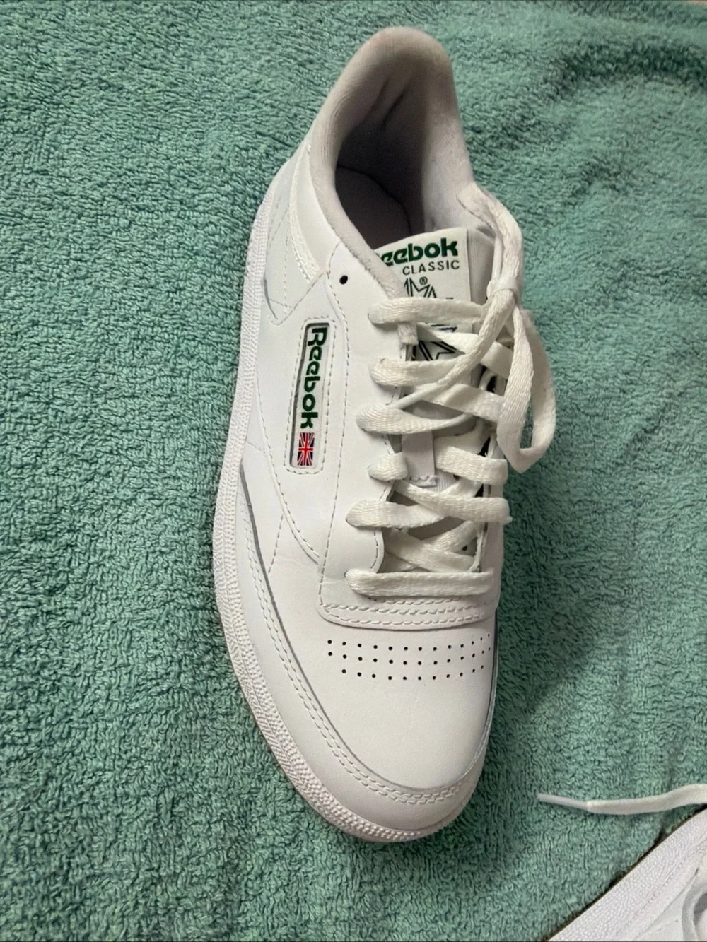 Reebok Classic WoMen's White Leather Sneakers 8.5M